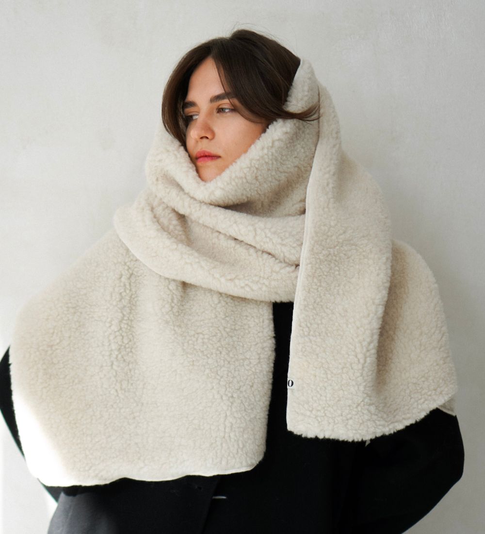 LUMI Long merino wool scarf - ecru