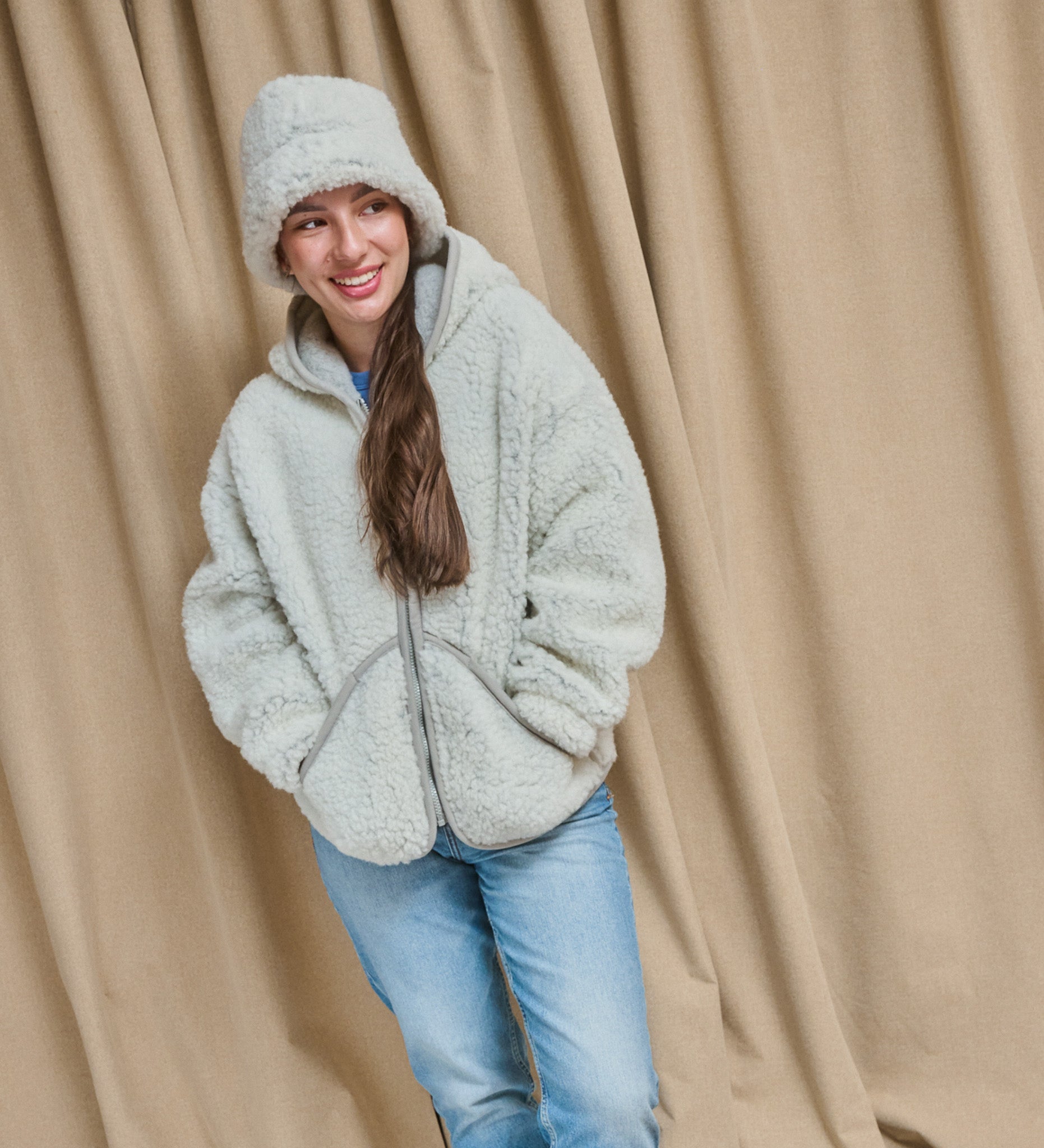 MIŚ wool hooded jacket - ecru