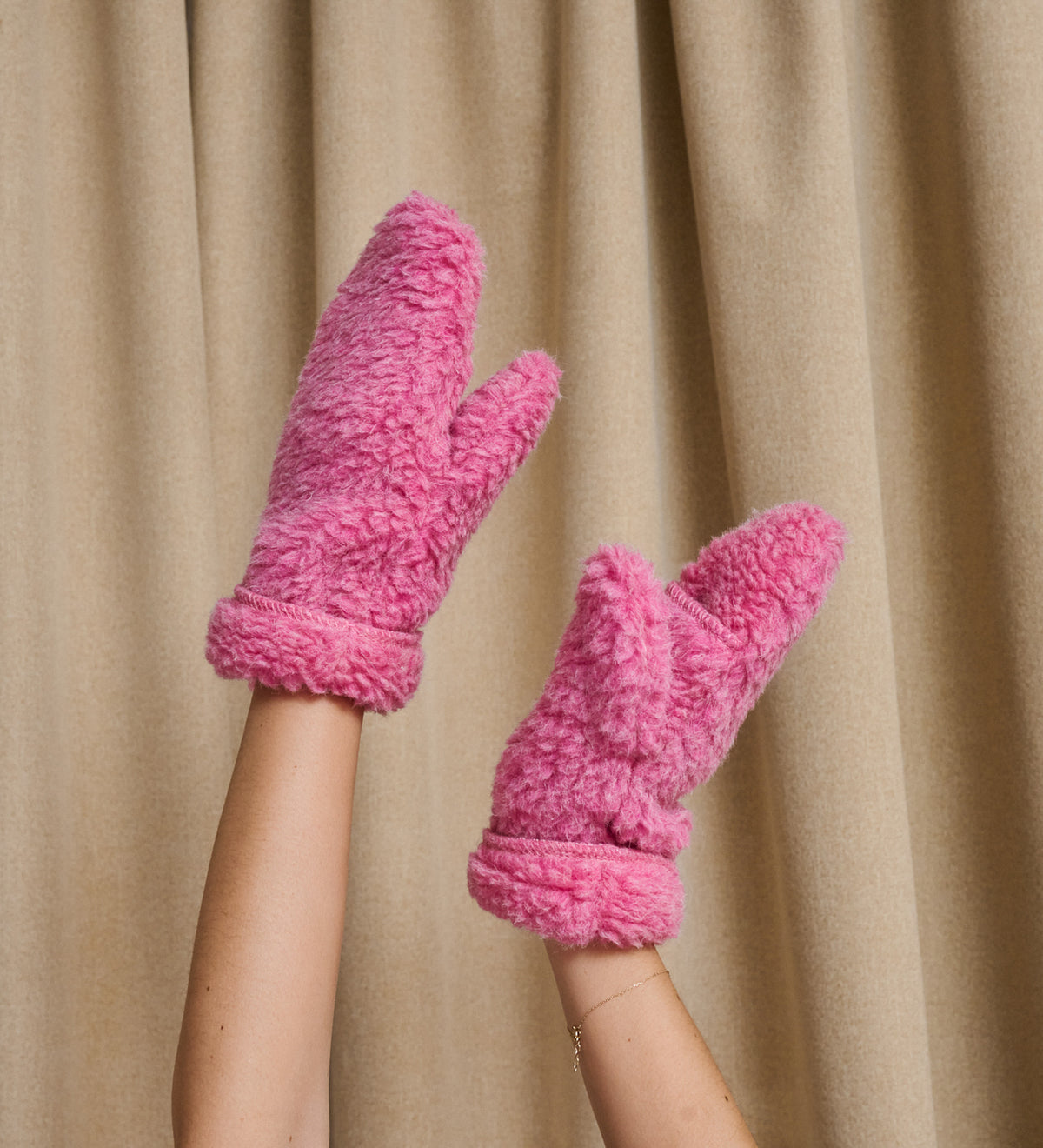 ISLA Merinowolle Fäustlinge mit offenem Fingerbereich - rosa