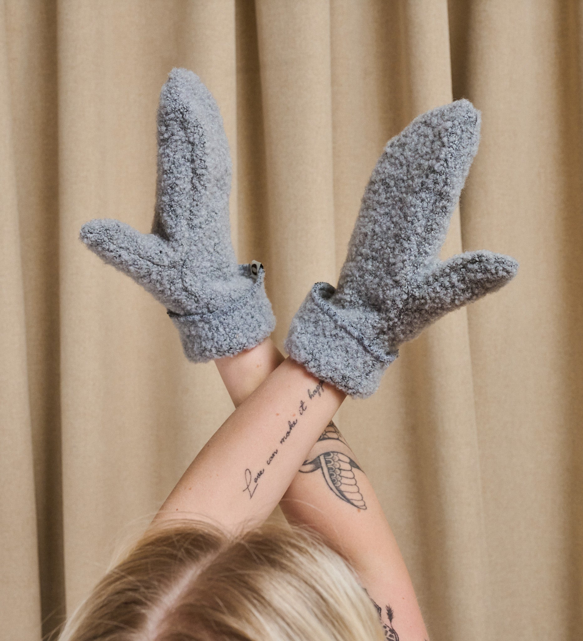 SKY Boucle wool gloves - grey