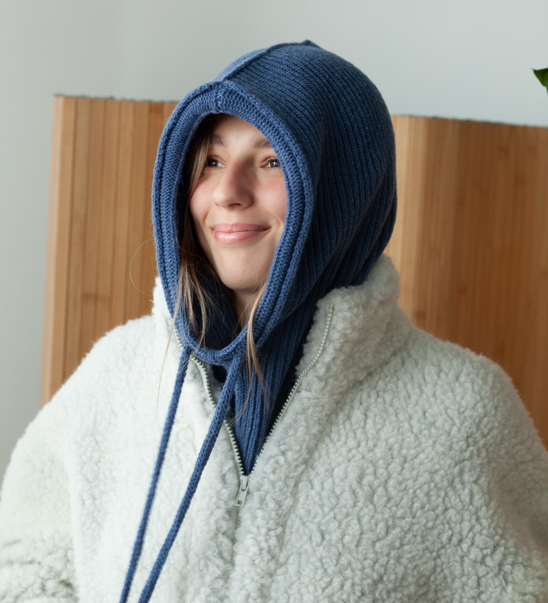 LIDIA merino neck warmer- Washed Blue