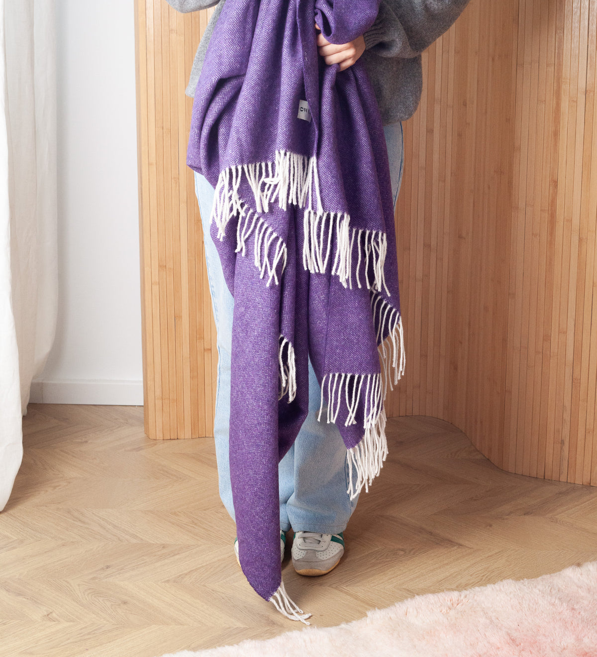 EOS Merino wool blanket with herringbone fringe - caramel