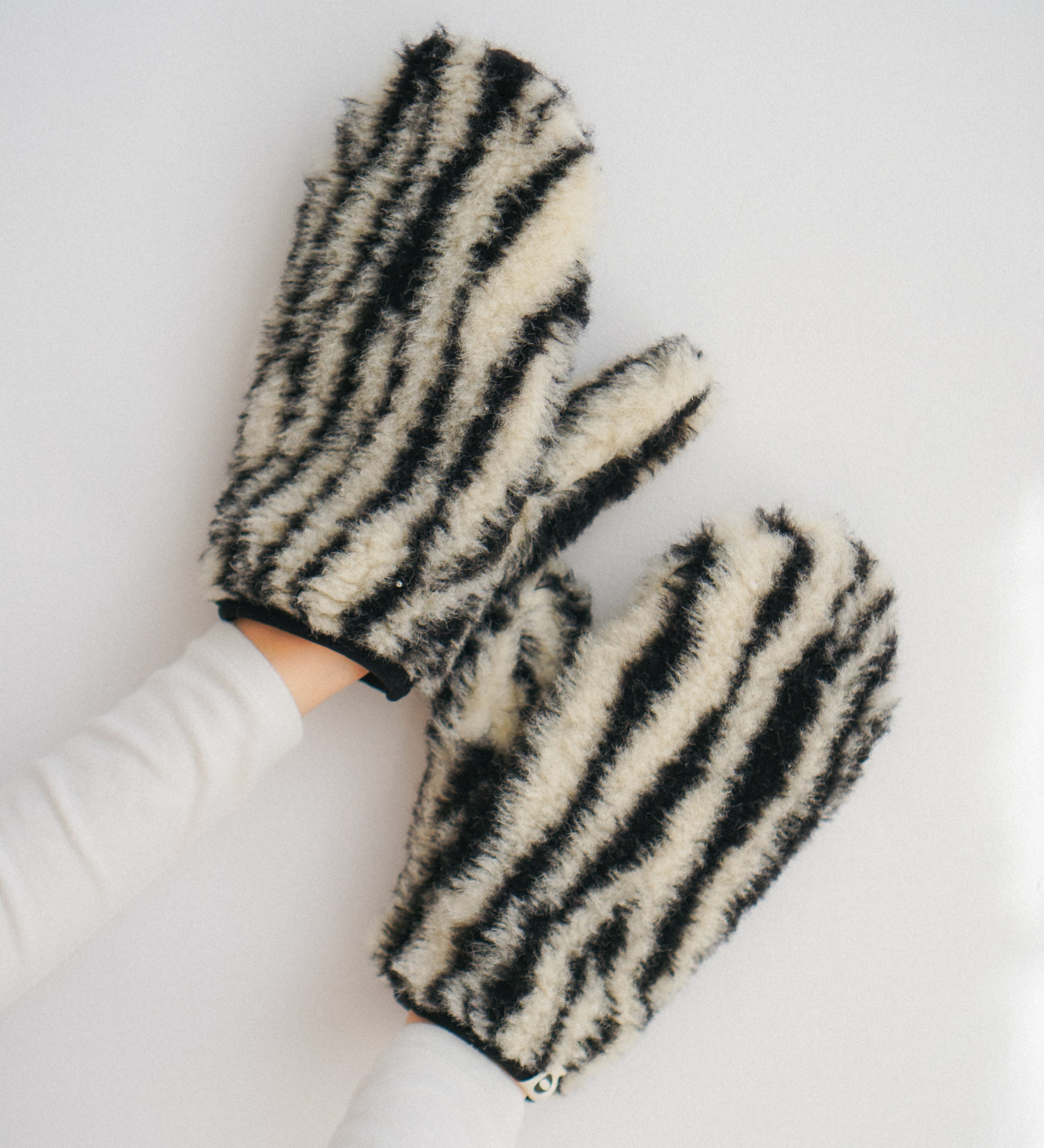 Rękawiczki mitenki z merynosa w print zebra