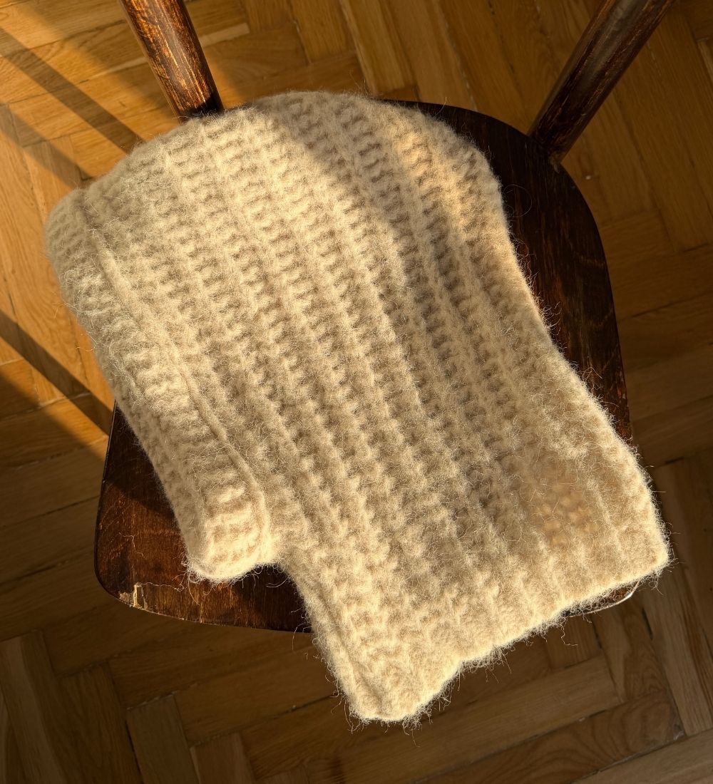 HYGGE Miękki komin z wełną alpaki -  beżowy