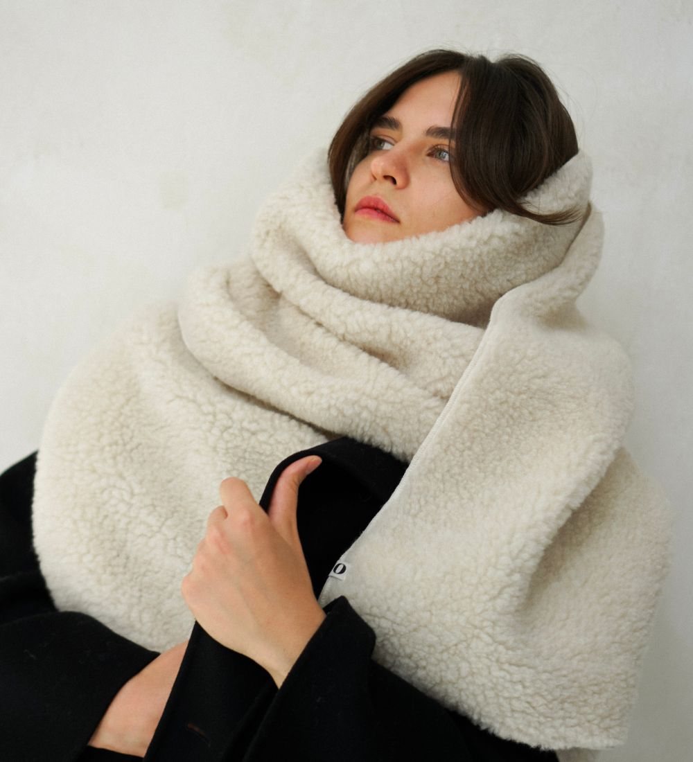 LUMI Long merino wool scarf - ecru