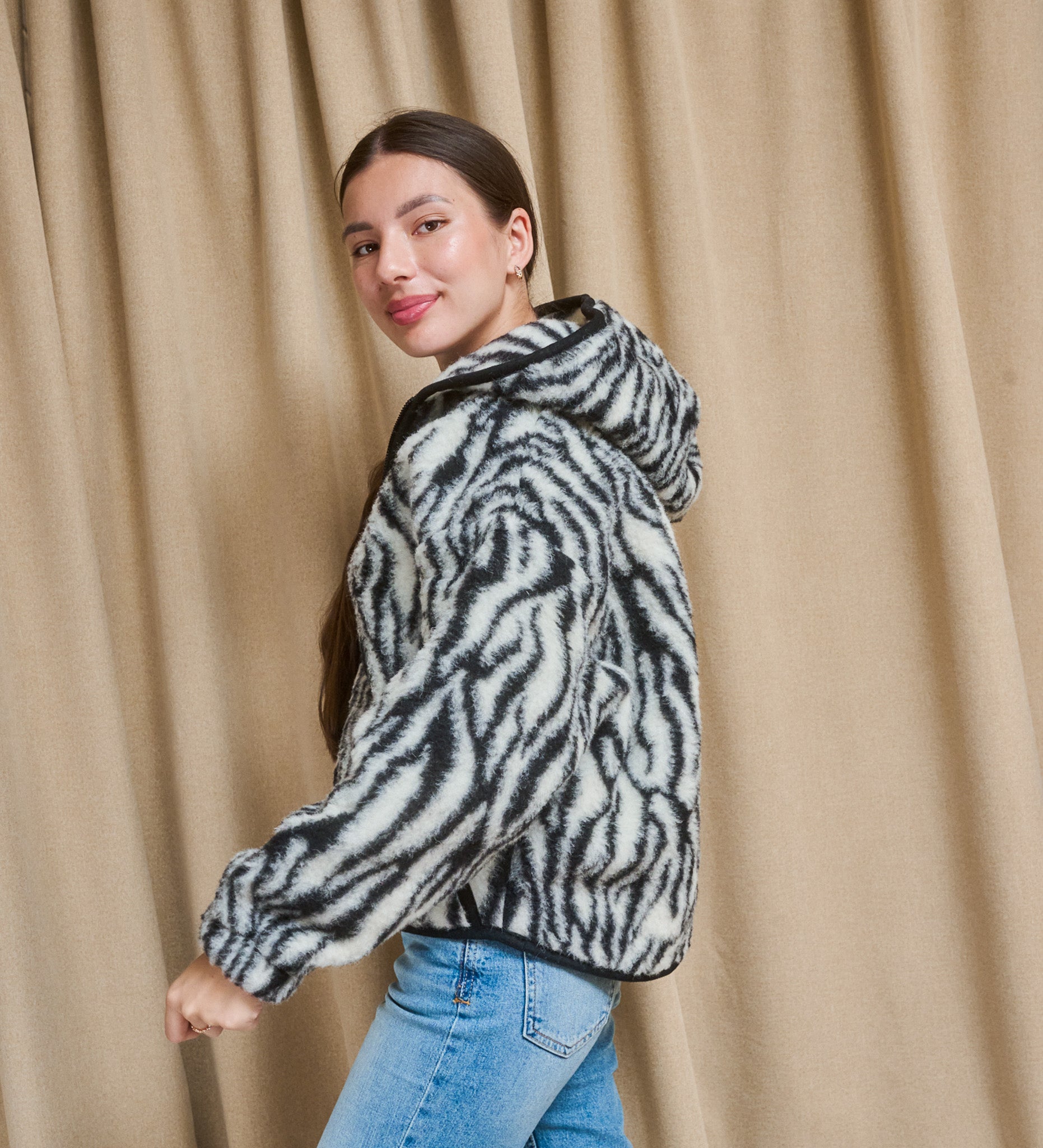MIŚ wool hooded jacket - ecru