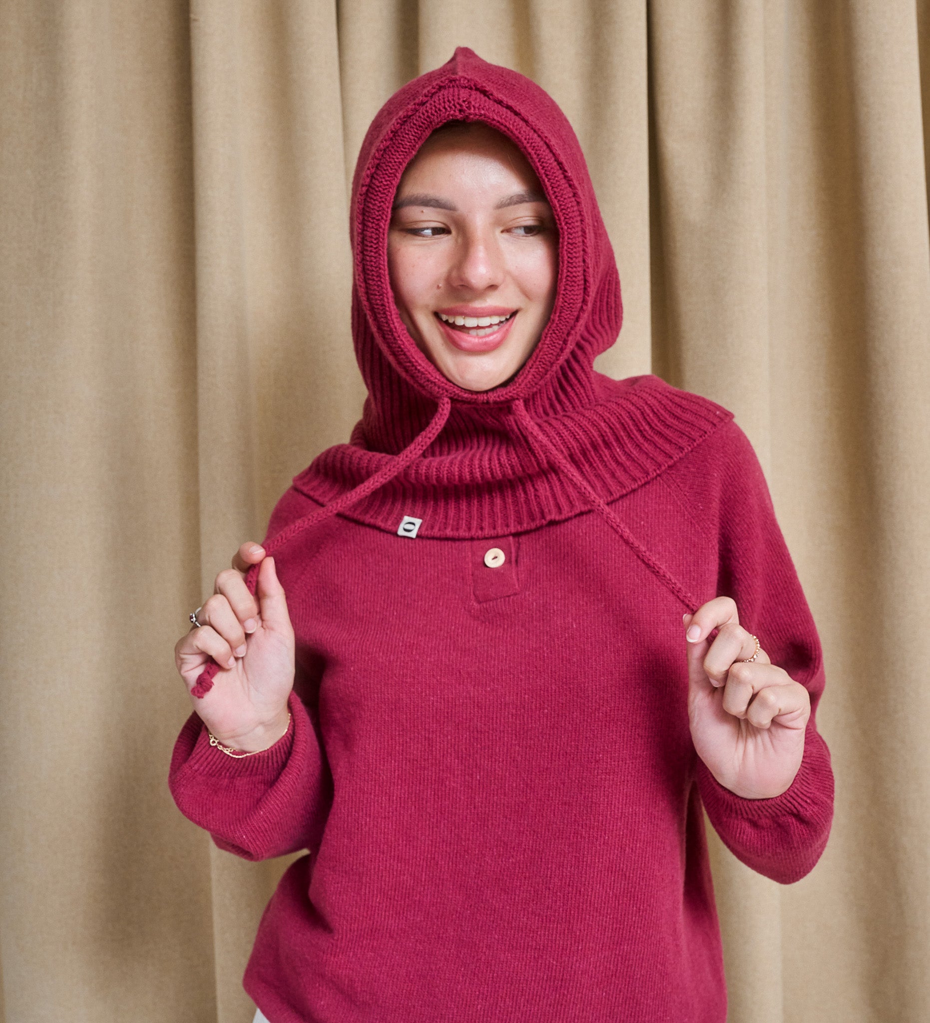 LIDIA merino neck warmer- dried raspberry
