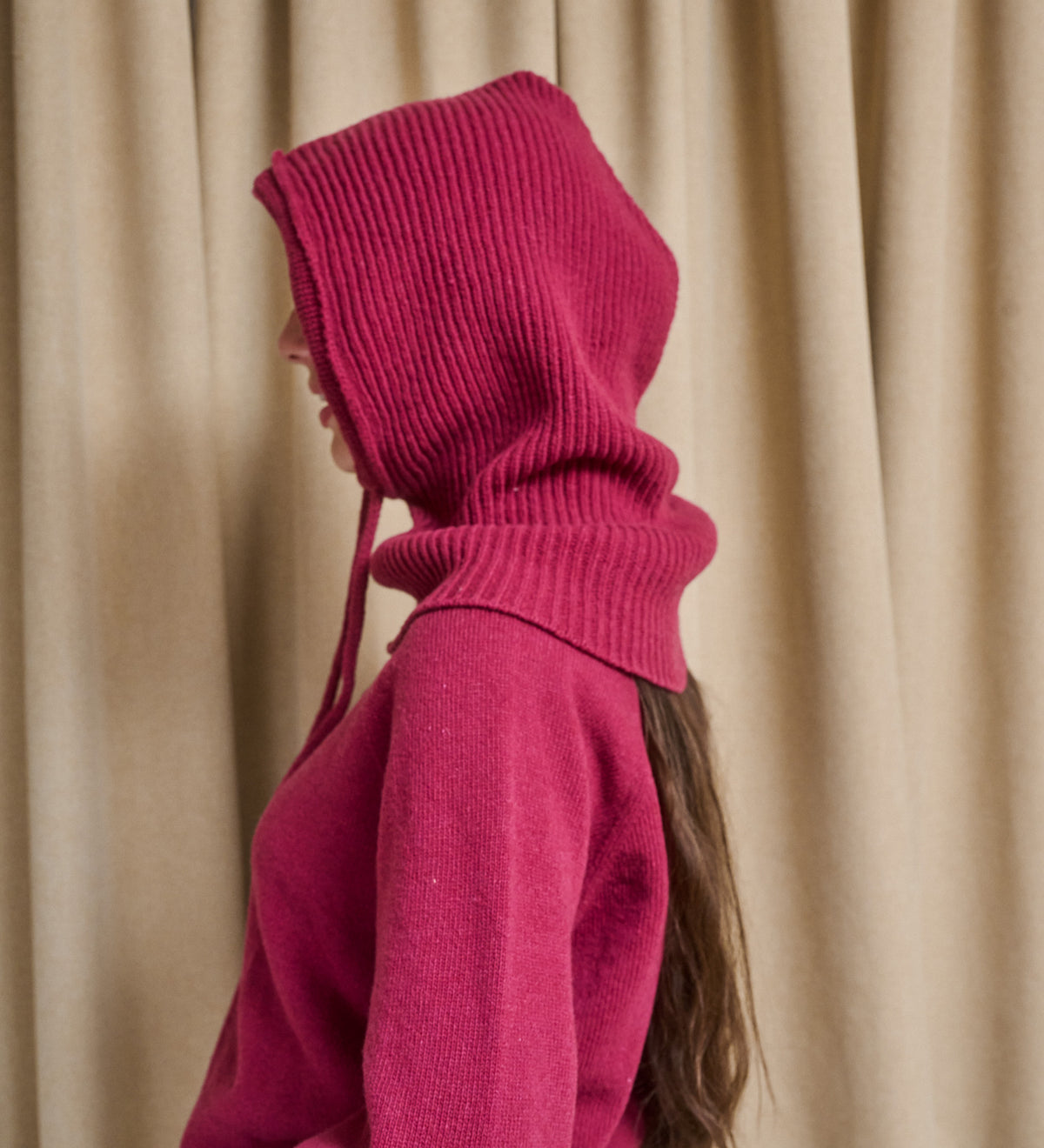 LIDIA merino neck warmer- dried raspberry