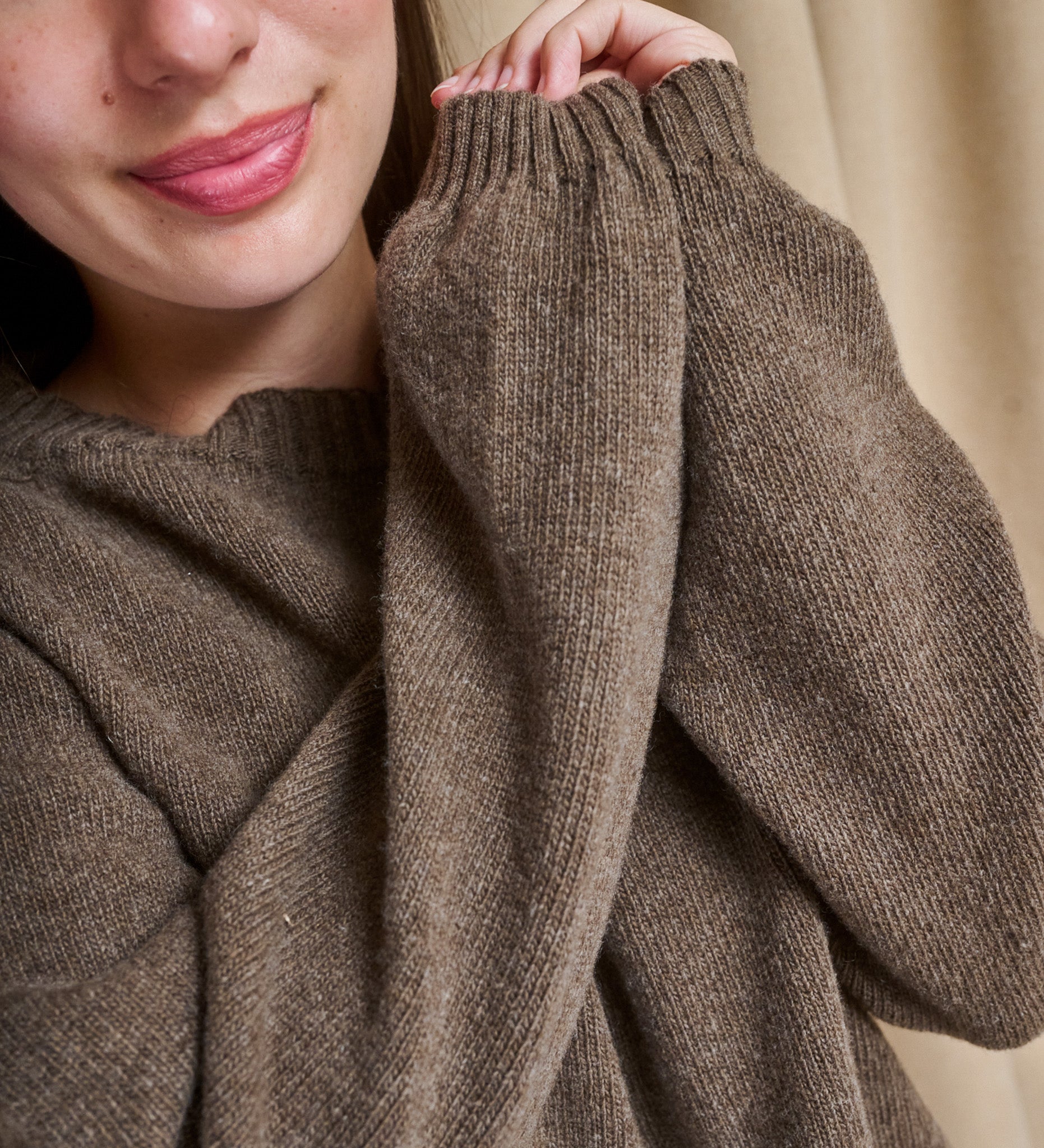 TYRA Klassischer Merinowollpullover - Malzbraun