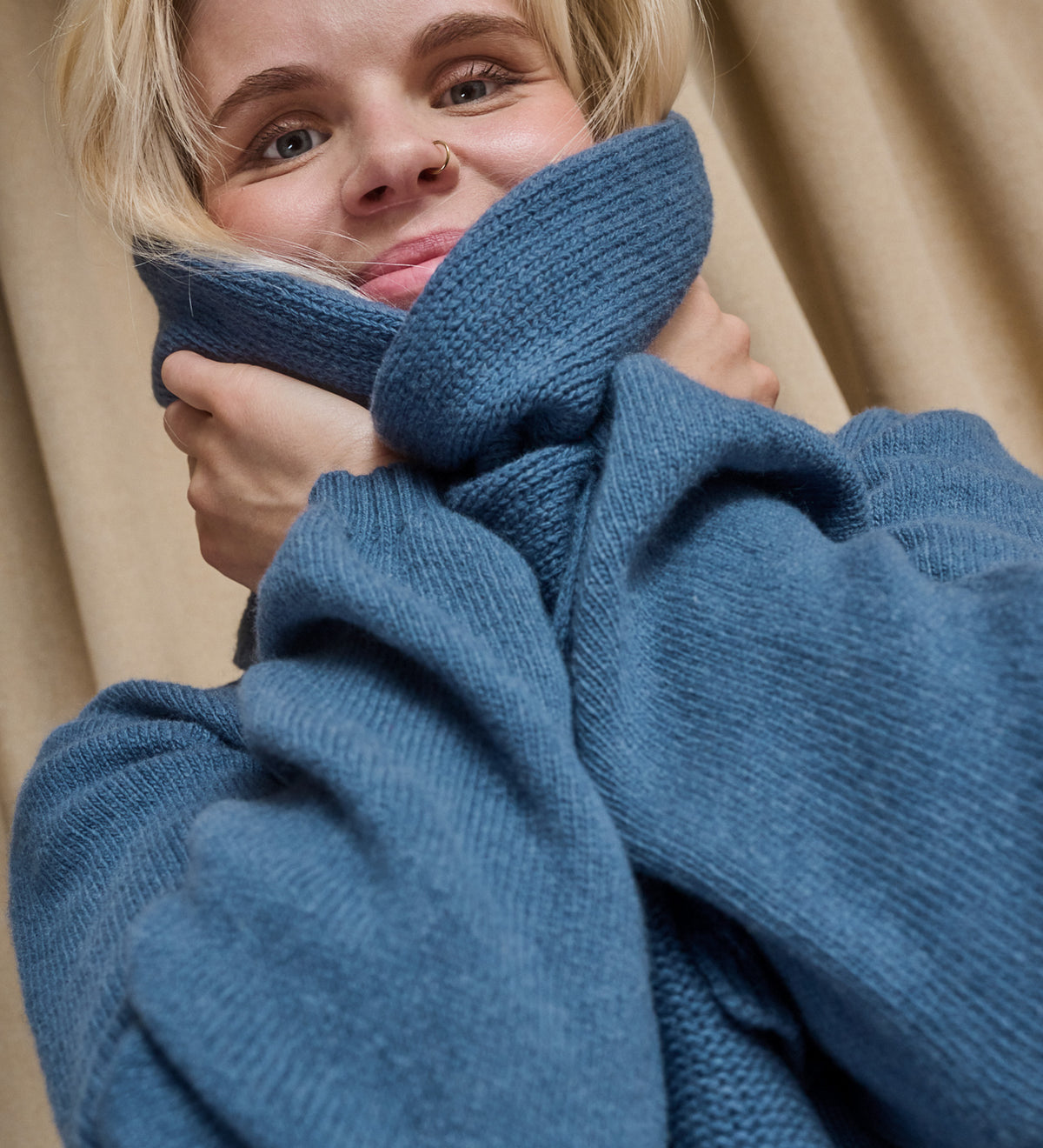 FREYA knitted merino wool scarf - Washed Blue