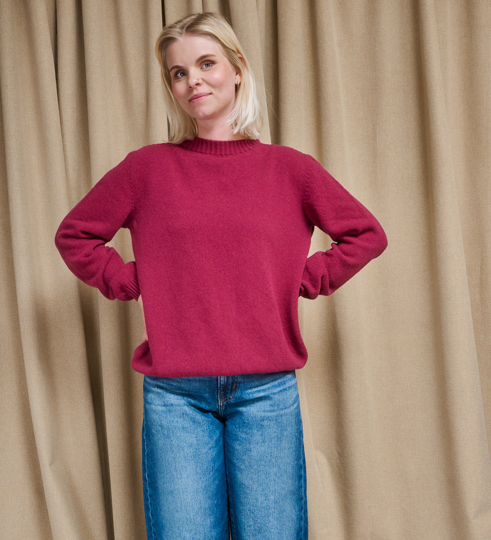 TYRA Klasyczny sweter z wełny merino - Suszona malina