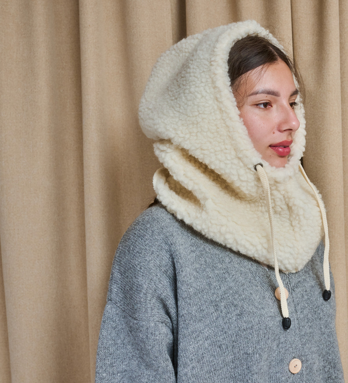 LYKKE Sherpa Fleece Balaclava - ecru