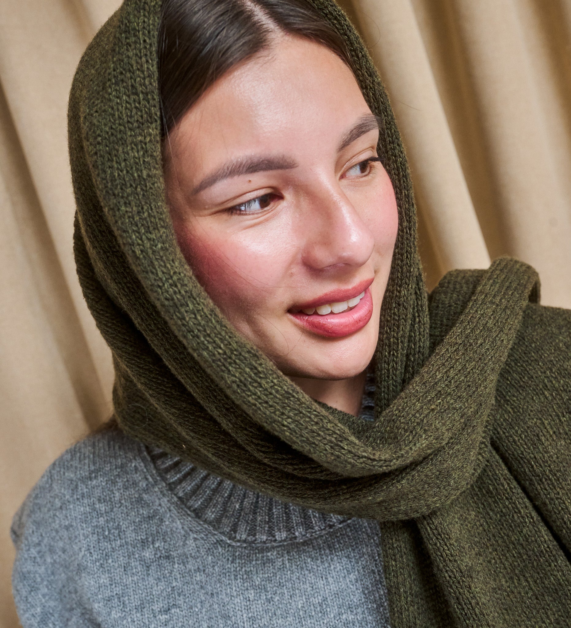 FREYA knitted merino wool scarf - Forest Floor