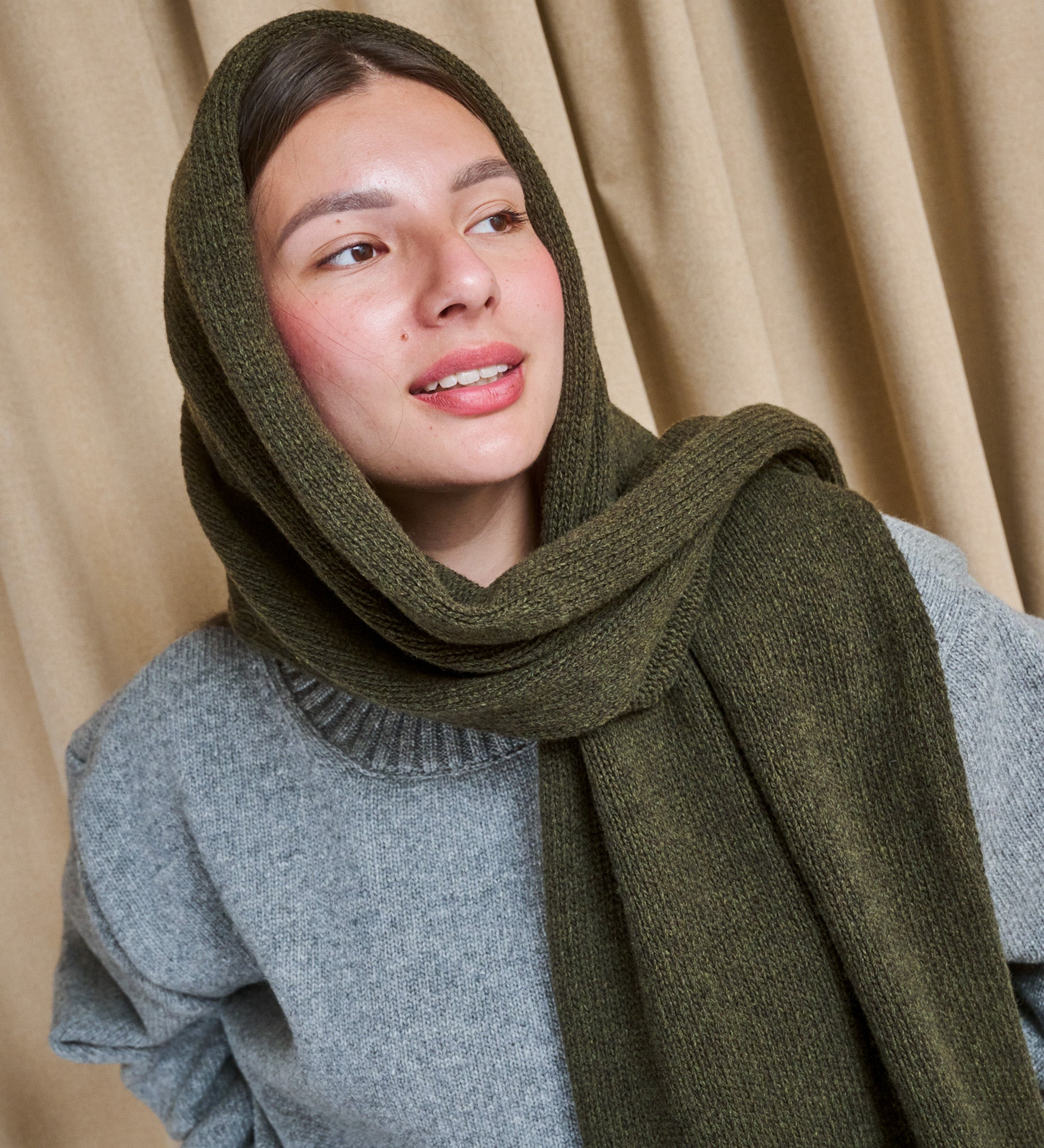 FREYA knitted merino wool scarf - Forest Floor