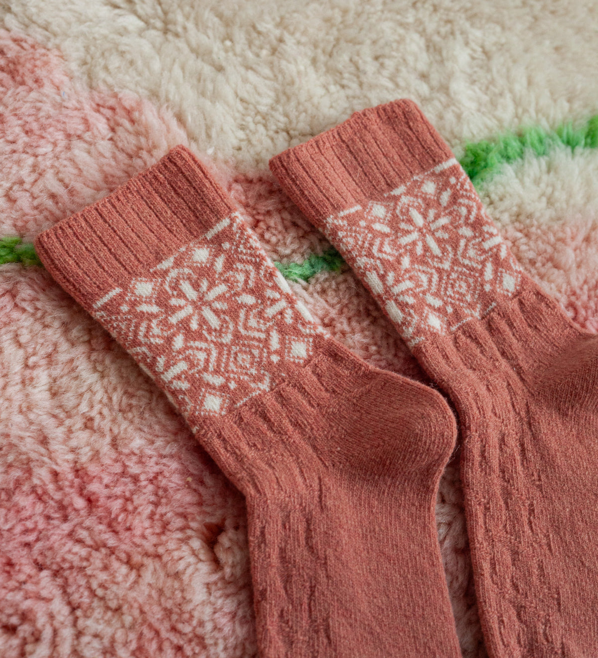 ARNE Sommersocken aus Merinowolle – Hellblau