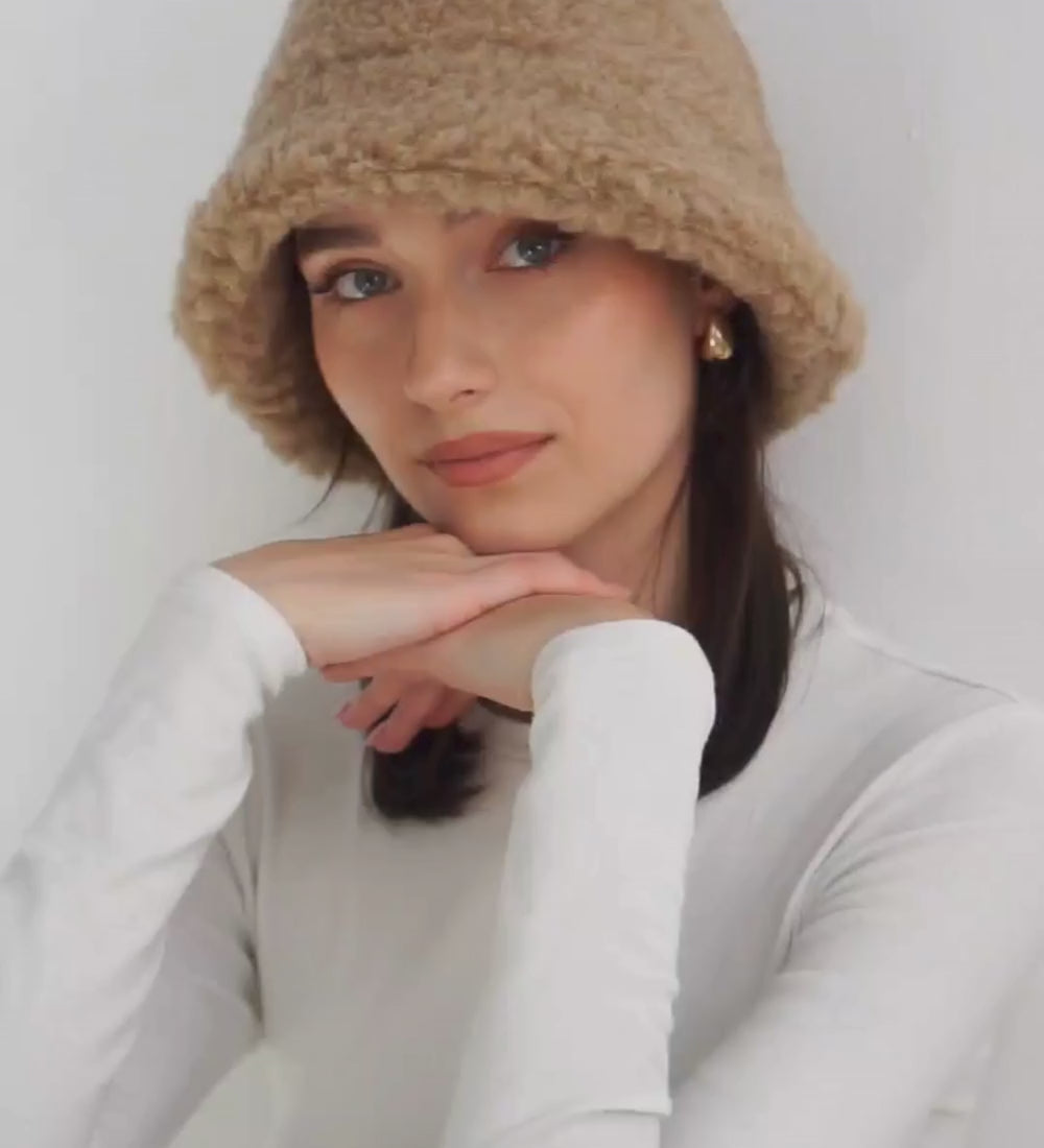 Wełniany bucket hat dębowy z merynosa